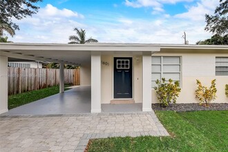 1601 SW 32nd Pl in Fort Lauderdale, FL - Building Photo - Building Photo