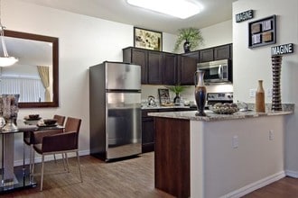 The Edge in Henderson, NV - Foto de edificio - Interior Photo