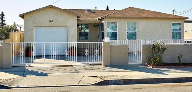 302 S Kenton Ave, Unit B in National City, CA - Foto de edificio