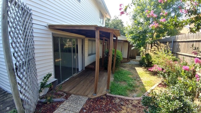 735 Ticonderoga Dr in Garland, TX - Building Photo - Building Photo