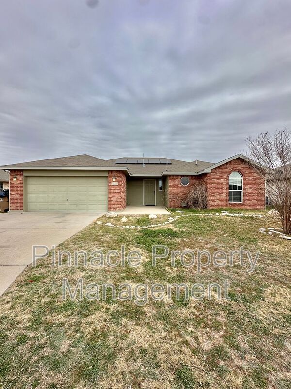 1222 Johnny Lane in San Angelo, TX - Building Photo - Building Photo