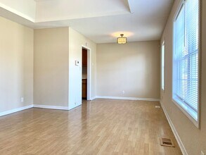 1024 Poppy Seed Dr in Oak Grove, KY - Building Photo - Building Photo