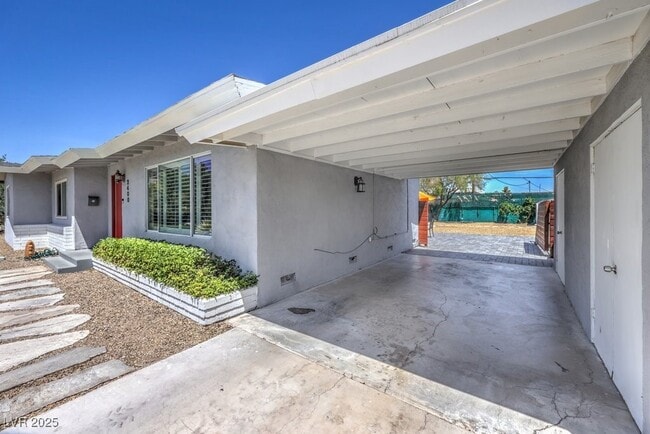 property at 2400 Sherman Pl