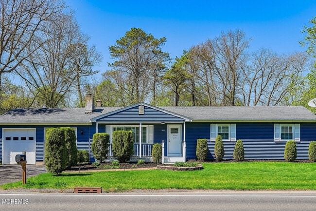 property at 625 Commonwealth Blvd