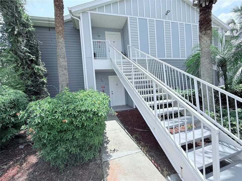 717 Secret Harbor Ln in Lake Mary, FL - Building Photo