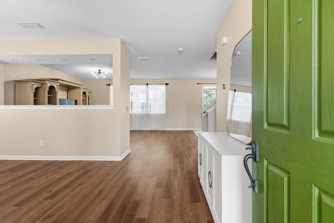 4125 Palmetto Bay Dr in Elkton, FL - Building Photo - Building Photo