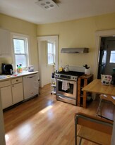 34 Sunset Rd, Unit 2 in Somerville, MA - Building Photo