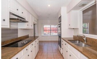 4800 Gretna Green Ln in Tyler, TX - Building Photo