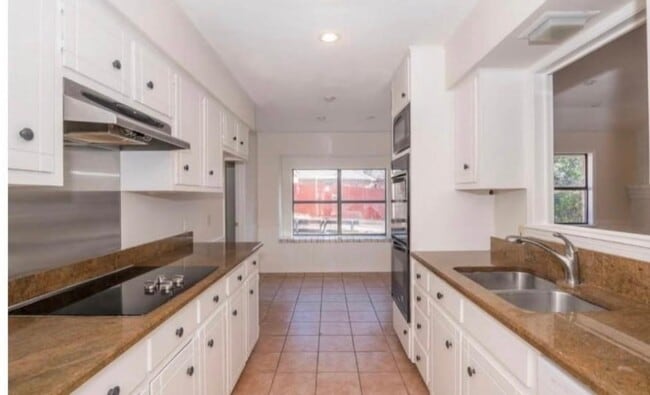 property at 4800 Gretna Green Ln