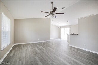 3082 Sikeston Ave in North Port, FL - Building Photo - Building Photo