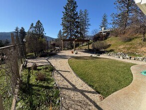 31 Town Reservoir Rd in Weaverville, CA - Building Photo - Building Photo