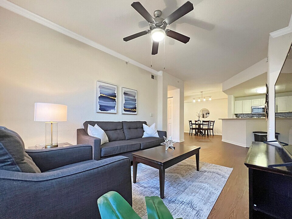 9533 Magnolia Blossom Dr in Tampa, FL - Building Photo