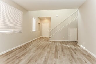 10932 Napa Ridge Dr in Las Vegas, NV - Building Photo - Building Photo