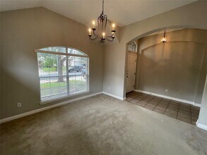10025 Mount Rainier Dr in Austin, TX - Building Photo - Building Photo