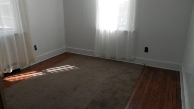 403 W Market St, Unit 201 in Danville, PA - Building Photo - Building Photo