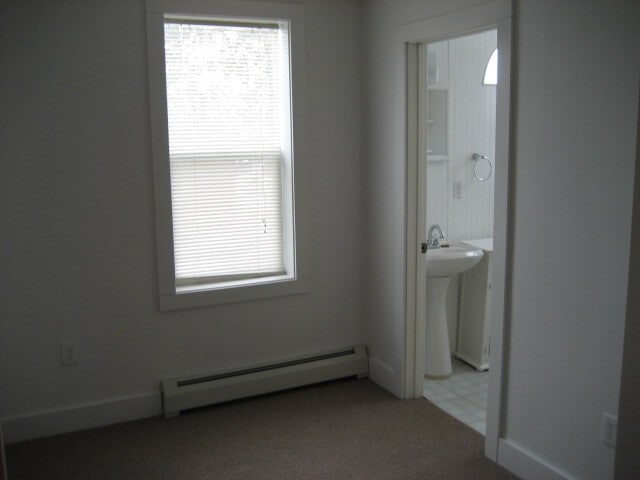 113 Forest St, Unit Upstairs in Buhl, MN - Building Photo - Building Photo