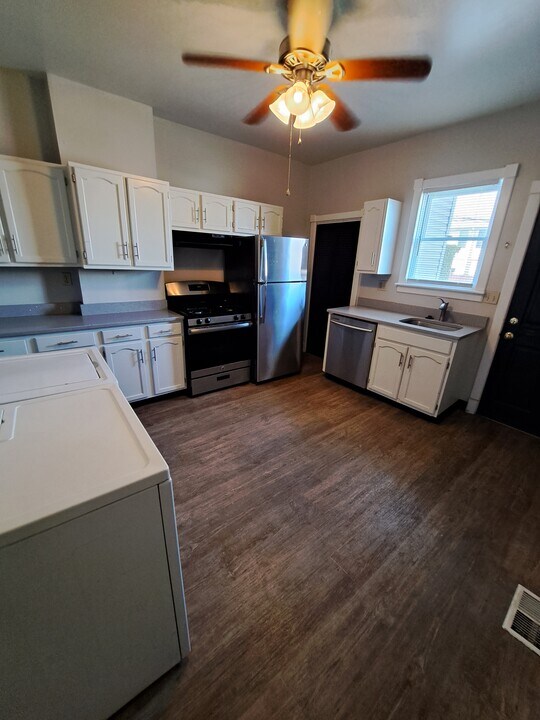 516 W 2nd Ave in Columbus, OH - Building Photo