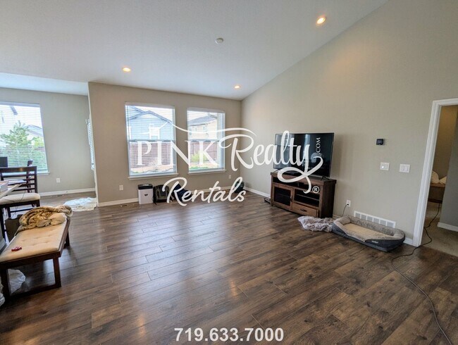 3286 Golden Meadow Way in Colorado Springs, CO - Building Photo - Building Photo