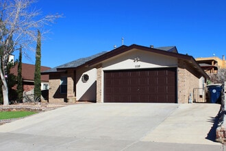 1108 Coyote Ln in El Paso, TX - Building Photo - Building Photo