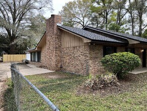 1220 N 61st Ave in Pensacola, FL - Building Photo - Building Photo