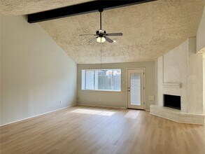 22119 Eagle Meadow Dr in Katy, TX - Foto de edificio - Building Photo