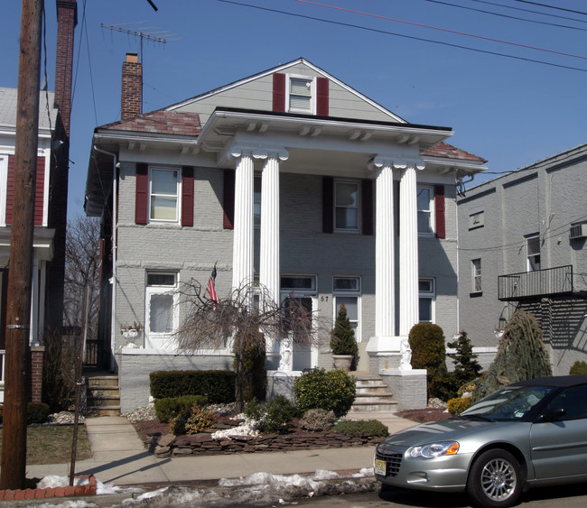 57 W Front St in Keyport, NJ - Building Photo - Building Photo