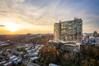 Troy Towers in Union City, NJ - Building Photo - Building Photo