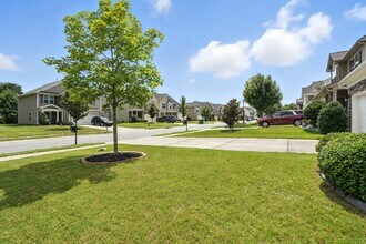 3827 Ernie Dr in Charlotte, NC - Building Photo - Building Photo