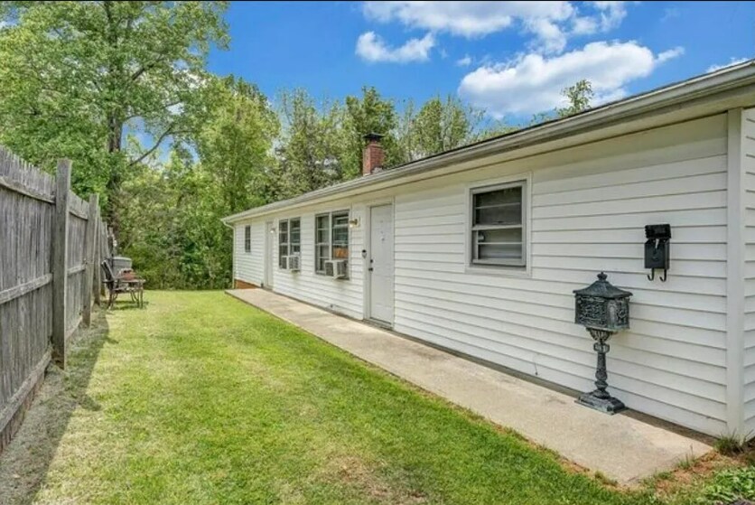 85 Wilson St in Rocky Mount, VA - Building Photo