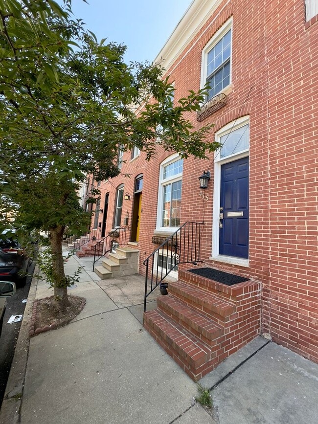 property at 415 S Bouldin St