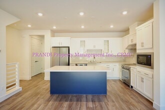 206 Verandah Ln in Novato, CA - Building Photo - Building Photo