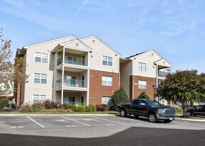 821 Brassie Ln in Glen Allen, VA - Building Photo