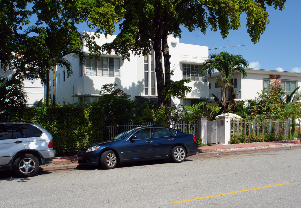 940 Jefferson Ave in Miami Beach, FL - Foto de edificio