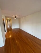 35 Hawkins St, Unit 2 in Newark, NJ - Foto de edificio - Building Photo