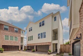 3019 Hicks St in Houston, TX - Building Photo - Building Photo