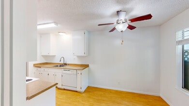 827 Las Gallinas Ave in San Rafael, CA - Building Photo - Building Photo