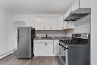 53 Lord Ave in Bayonne, NJ - Building Photo - Building Photo