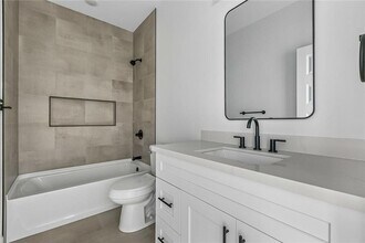 2647 Myrtle St in New Orleans, LA - Building Photo - Building Photo