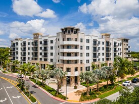The Remy Apartments in Plantation, FL - Building Photo