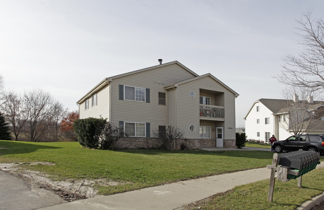 Cliff Alex Apartments