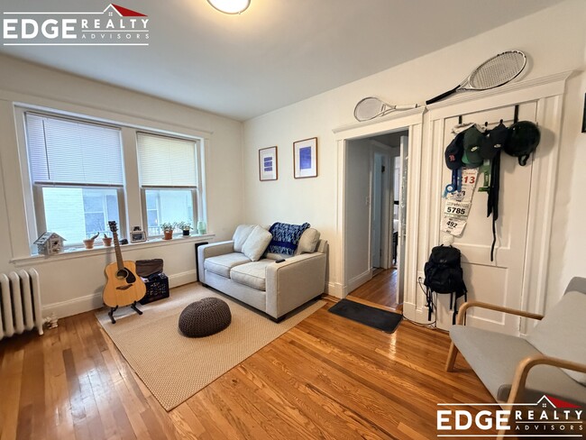 120 Brainerd Rd, Unit 15 in Boston, MA - Building Photo - Building Photo