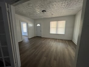 1124 W Lincoln Ave in Albany, GA - Building Photo - Building Photo