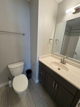 13 Olive Tree Cir NE in Minot, ND - Building Photo - Building Photo