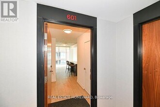 15 Baseball Pl in Toronto, ON - Building Photo - Building Photo