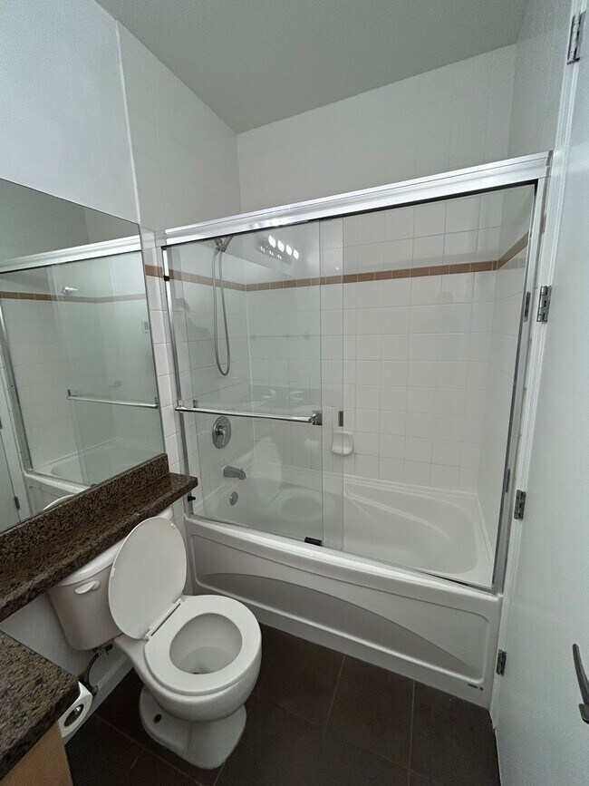 2065 W 12th Ave in Vancouver, BC - Building Photo - Building Photo