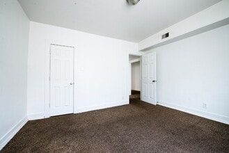 7701 S May Chicago, IL 60620 in Chicago, IL - Building Photo - Building Photo