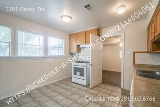 1201 Orrel Dr in Pasadena, TX - Building Photo - Building Photo