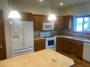 4742 50th Ave S in Fargo, ND - Building Photo - Building Photo