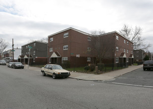 Whitehall Apartments in Philadelphia, PA - Building Photo - Building Photo