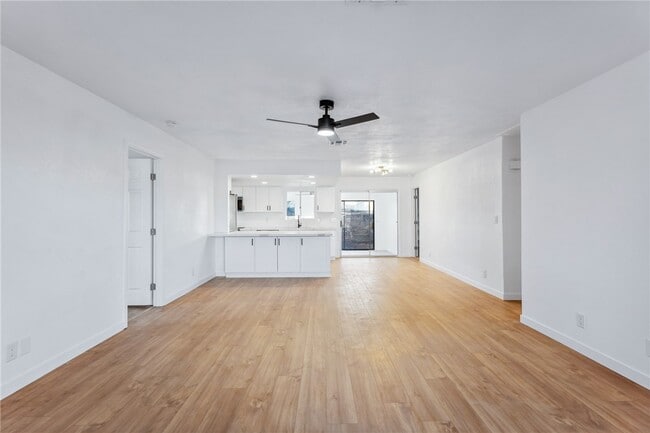 590 Holly St in Bullhead City, AZ - Building Photo - Building Photo